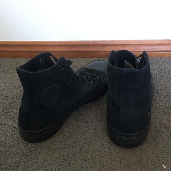 Converse Black Hi-Tops - Picture 2 of 4
